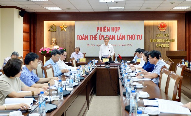 PHIÊN HỌP TOÀN THỂ LẦN THỨ 4 CỦA ỦY BAN KHOA HỌC, CÔNG NGHỆ VÀ MÔI TRƯỜNG THẨM TRA DỰ ÁN LUẬT GIAO DỊCH ĐIỆN TỬ (SỬA ĐỔI)